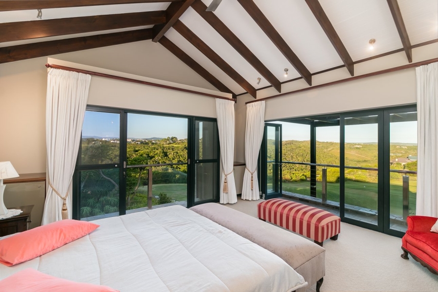 5 Bedroom Property for Sale in Pezula Golf Estate Western Cape